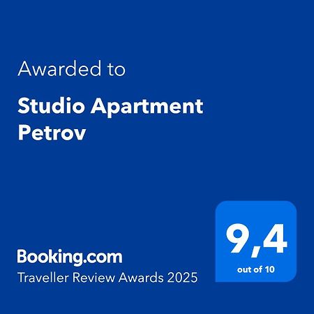 שיבניק Studio Apartment Petrov מראה חיצוני תמונה